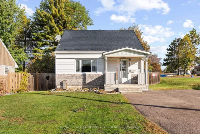 359 Chamberlain St, Pembroke 2