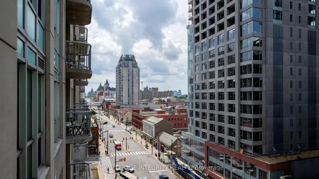 234 Rideau St #903, Ottawa 4