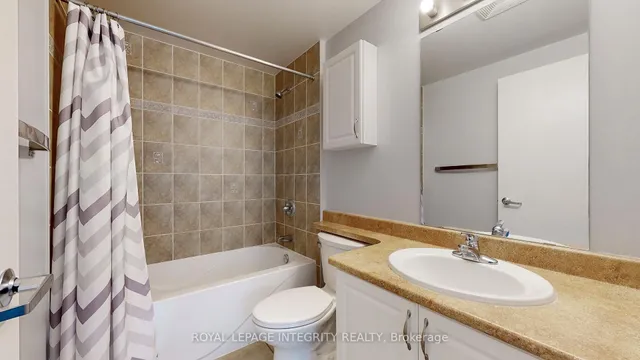 234 Rideau St #903, Ottawa 3