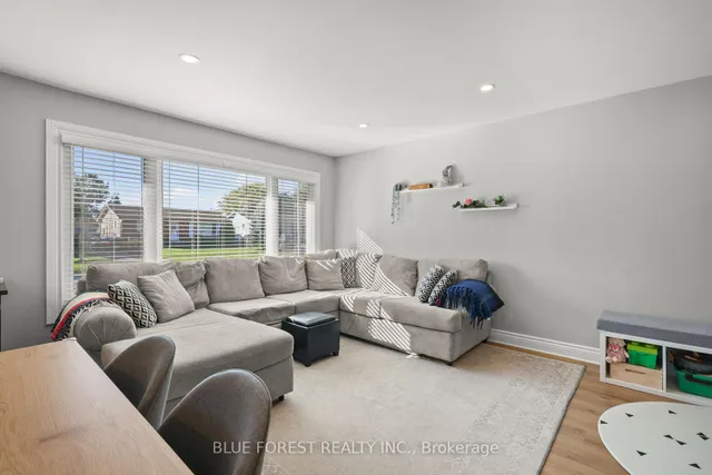 106 Harold Ct Crt, Lucan Biddulph 3