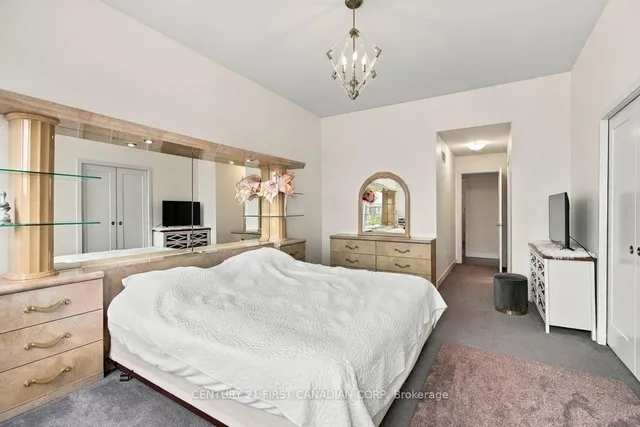 535 Freeport St, London North 5