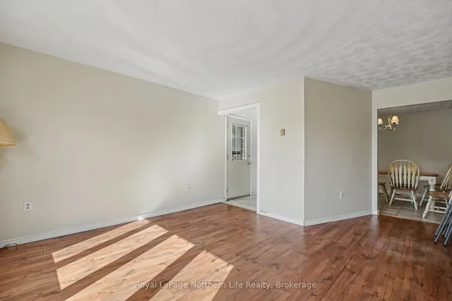 25 Oakdale Rd, North Bay 5