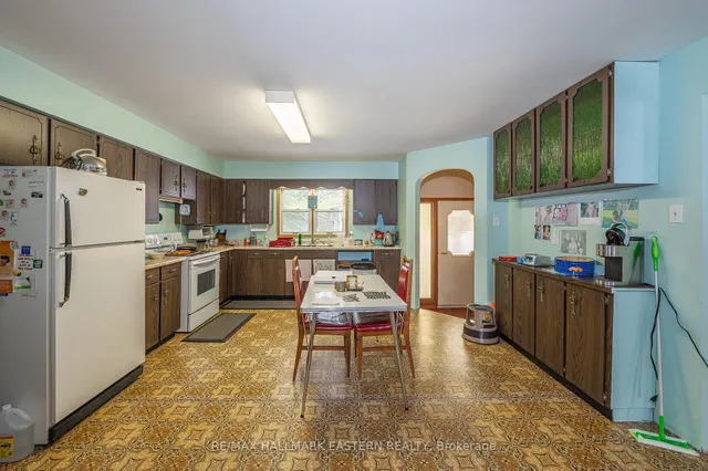 228 County Rd 46, Havelock-Belmont-Methuen 4