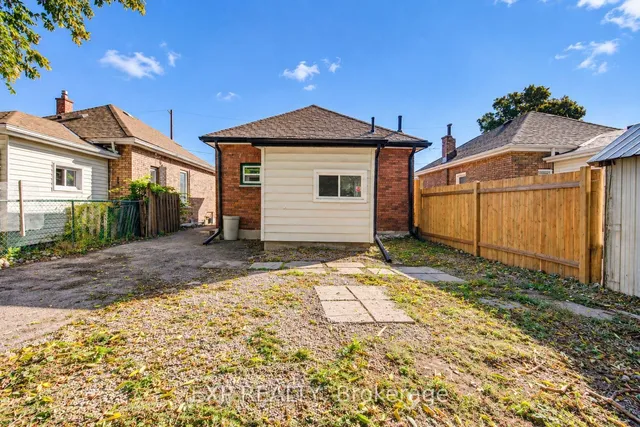 46 Maitland St, Brantford 1