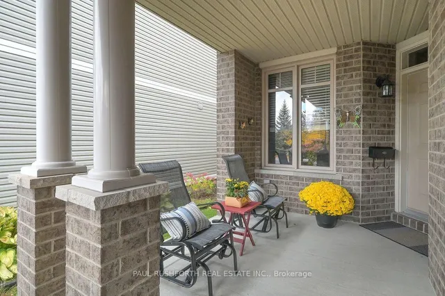 422 Claridge Dr, Ottawa 3