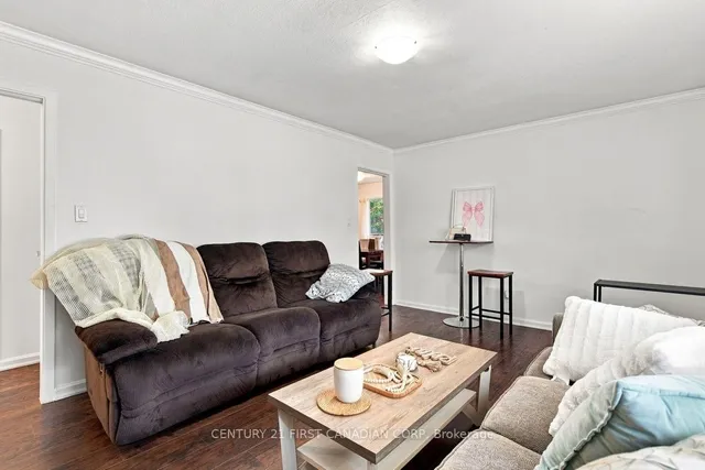 117 Empress Ave, London North 2