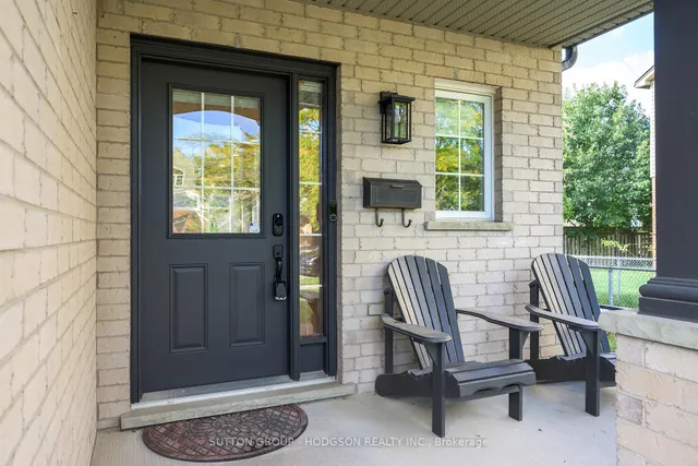 737 North Leaksdale Circ, London South 2