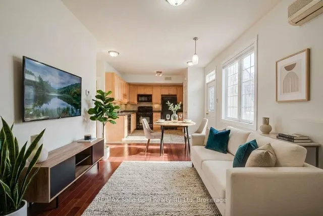 555 King St, Kitchener 2