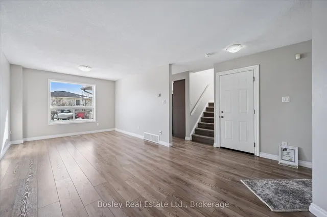 317 Grange Rd, Guelph 2