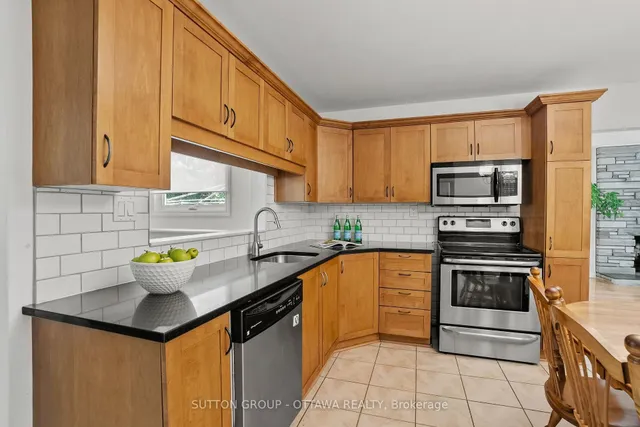 45 Larkspur Dr, Ottawa 4