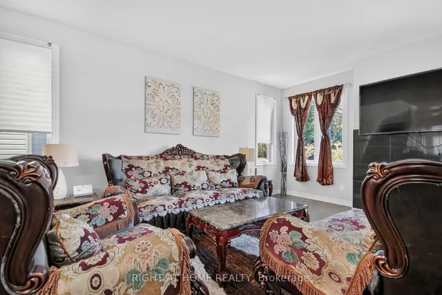 221 King St, Carleton Place 2