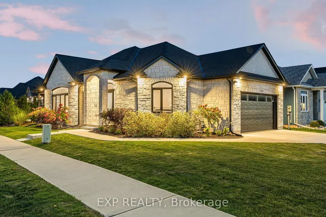 4242 Village Creek Dr, Fort Erie 2