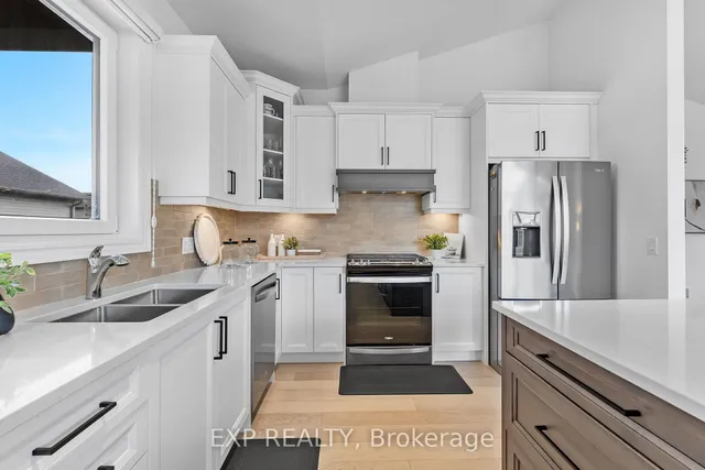 4242 Village Creek Dr, Fort Erie 5