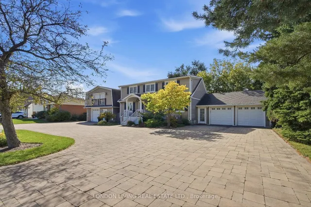 757 Nadine Ave, London South 3