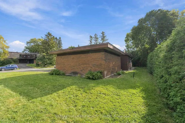 3 Sandwell Cres, Kanata 4