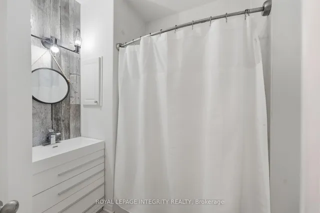 443 Landswood Way, Ottawa 2