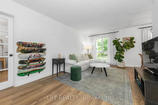 2080 OGILVIE Rd #7J, Ottawa 3