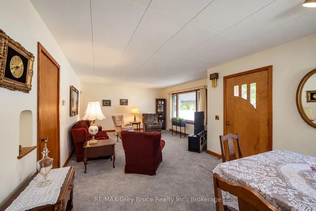 1195 4th Ave, Owen Sound 4