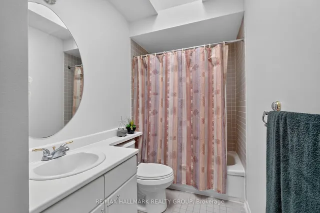 121 Mackay St #2, Ottawa 3
