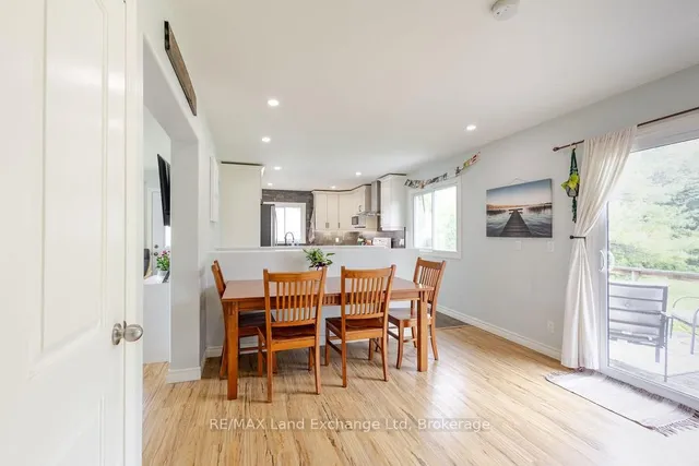 463 Wolsley St, Huron-Kinloss 2