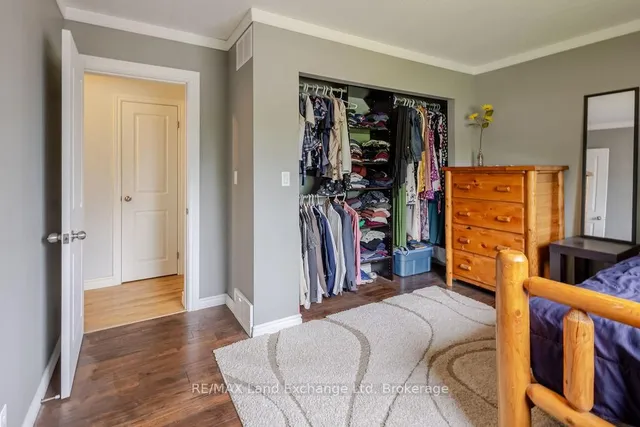463 Wolsley St, Huron-Kinloss 4