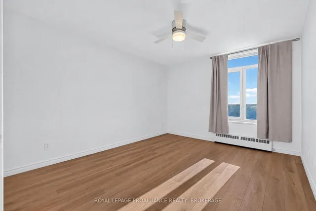 1 Mowat Ave #306, Kingston 2