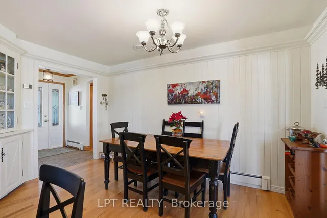 10 Orchard St, Champlain 3