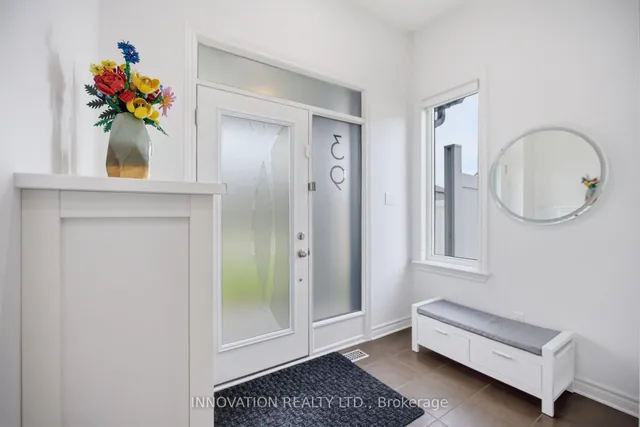 39 Hermes Ave, Ottawa 5