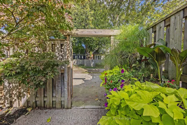 8 McKenzie Ave, London South 3