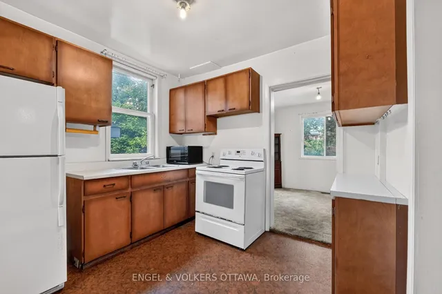9 Geneva St, Ottawa 5