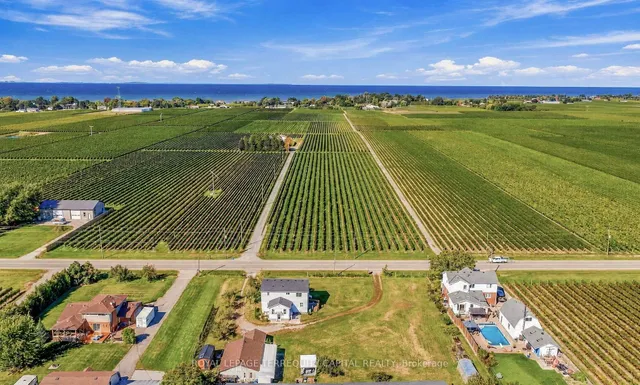 165 East West Line, Niagara-on-the-Lake 2
