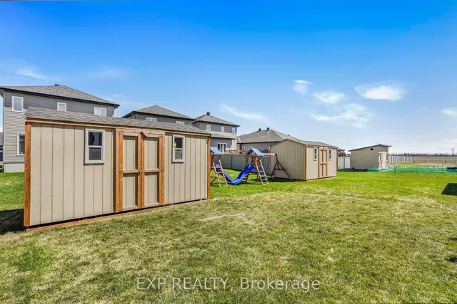 1202 Montblanc Cres, Russell 5
