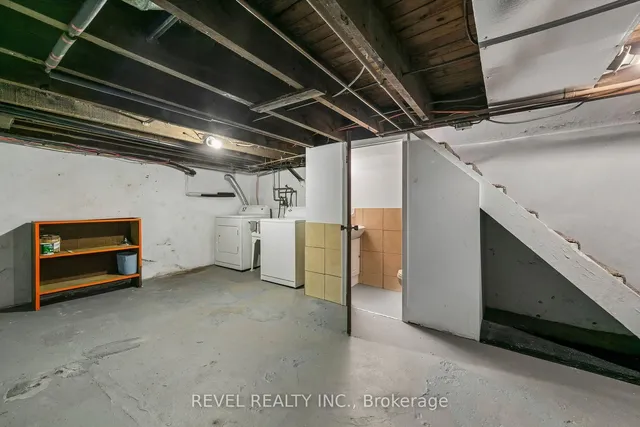 36 Holton Ave, Hamilton 5