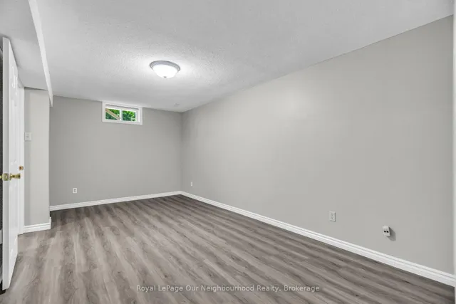 135 Kanata Cres, London South 3