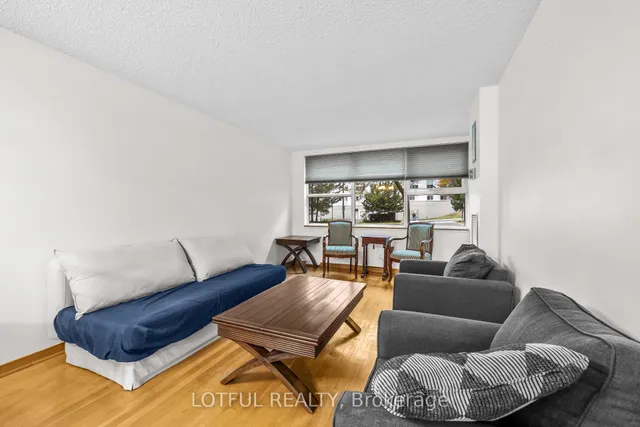 555 Brittany Dr #104, Ottawa 4