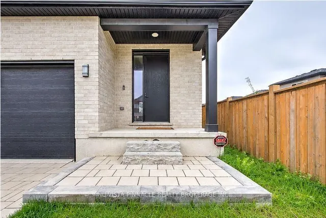 2617 Buroak Dr, London North 4
