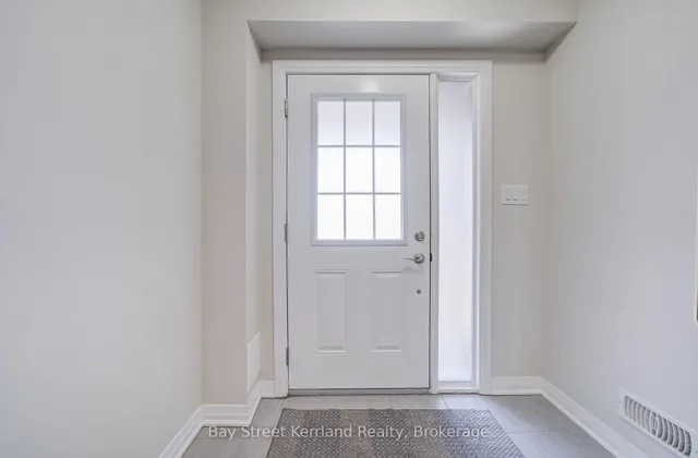 7 Sportsman Hill St, Kitchener 4