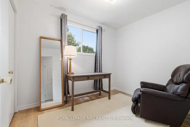 32 Crestcombe Rd, St. Catharines 5