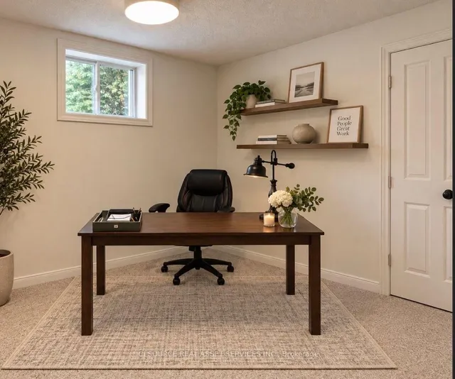 56 Windrush Tr, Kitchener 4