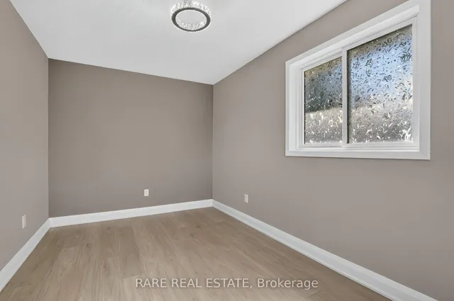 27 Carleton Blvd, Hamilton Township 4