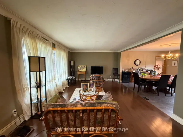 21 Scott St, Niagara-on-the-Lake 2