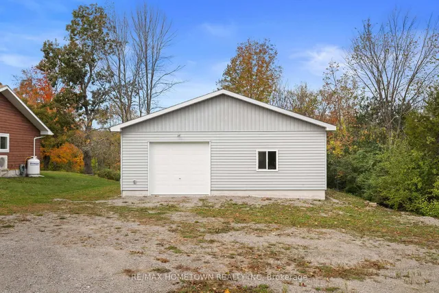 631 Lake St, Rideau Lakes 3