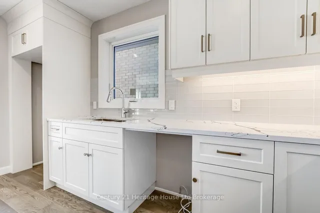 319 Anderson St, South-West Oxford 5