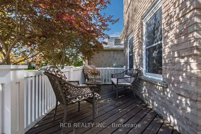 141 Viscount Rd, Brantford 4