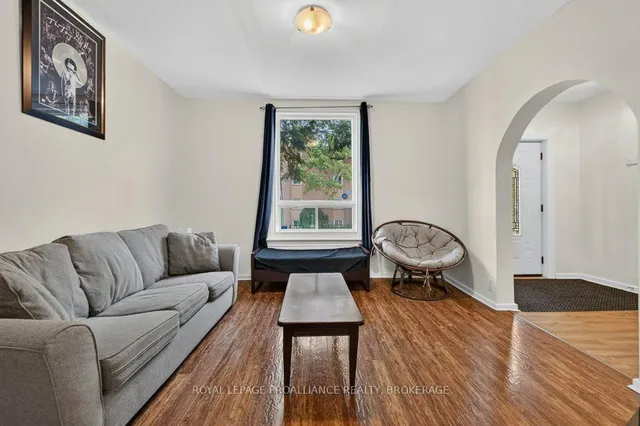 268 Rideau St, Kingston 5
