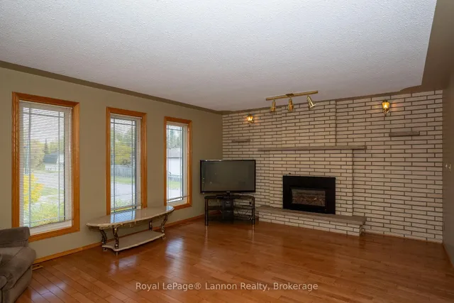 101 Suncrest Pl, Thunder Bay 5