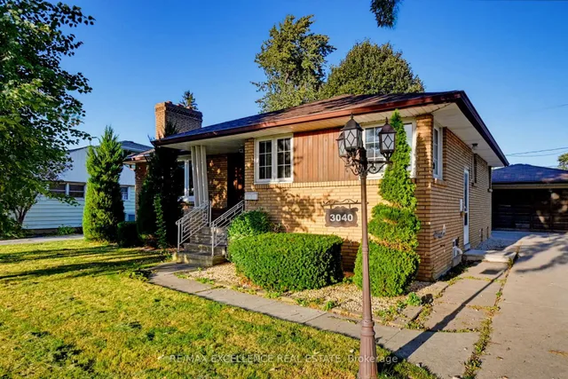 3040 Woodlawn Ave, Windsor 2