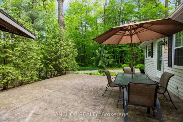 223 Ontario St, Lambton Shores 4