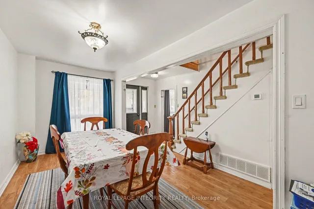 36 Kent Cres, South Stormont 4