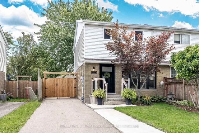 97 Graham Cres, Stratford 2